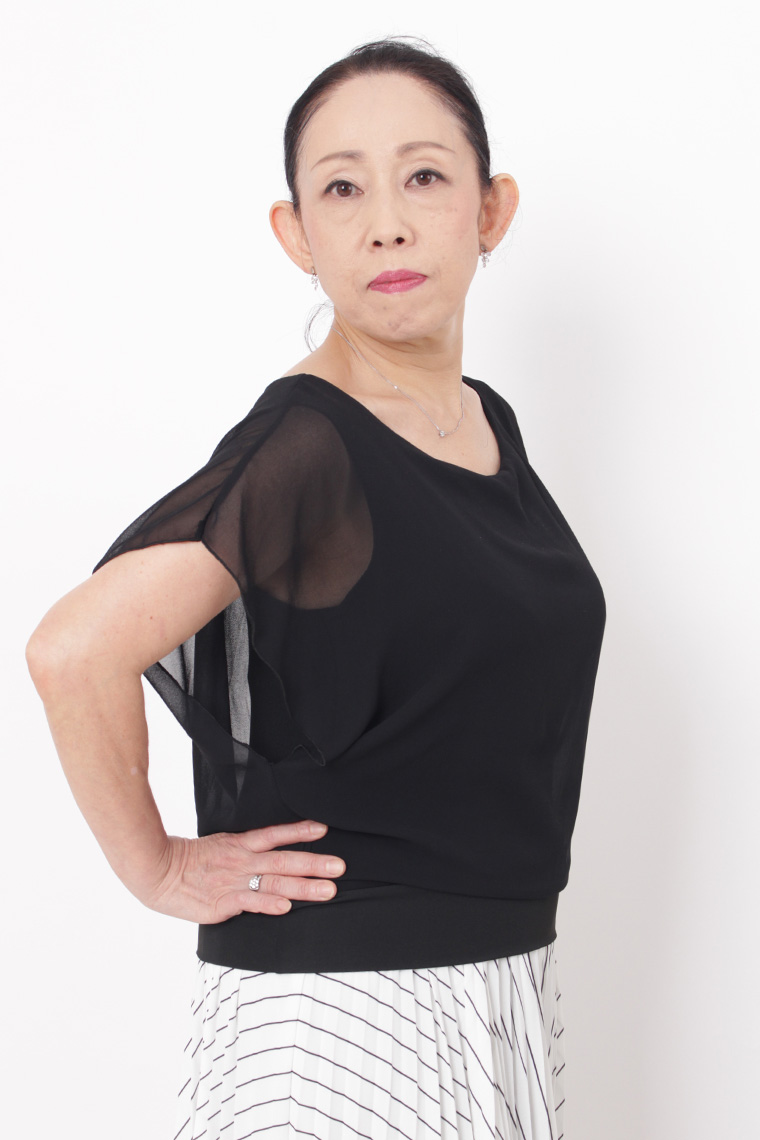 栗原 かずえ